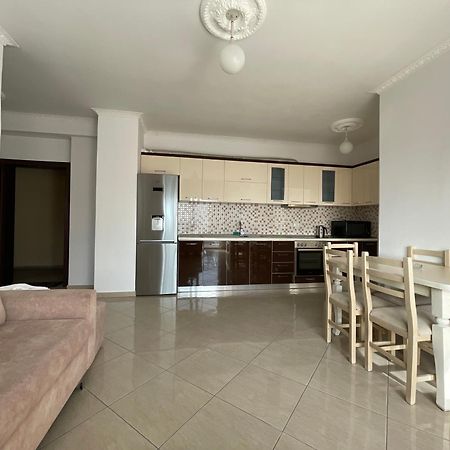 Leo Apartament Durres Exterior photo
