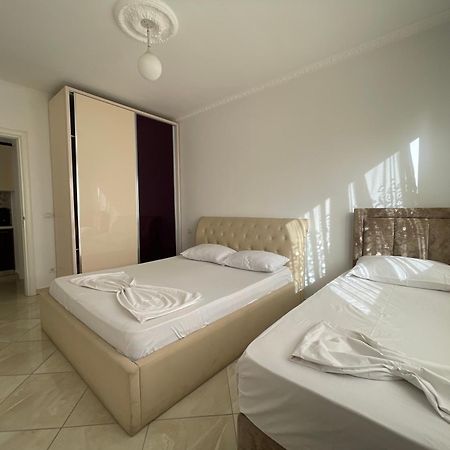 Leo Apartament Durres Exterior photo