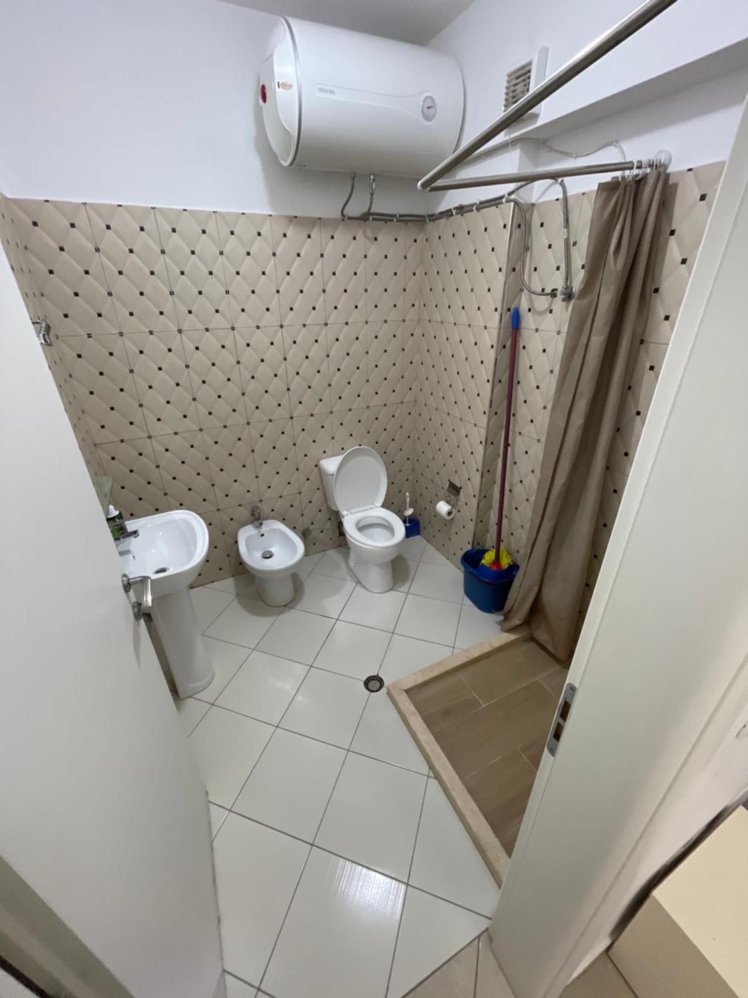 Leo Apartament Durres Exterior photo